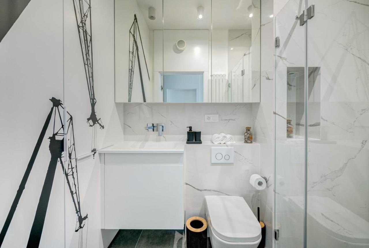 The Black Crane Apartment 格但斯克 外观 照片